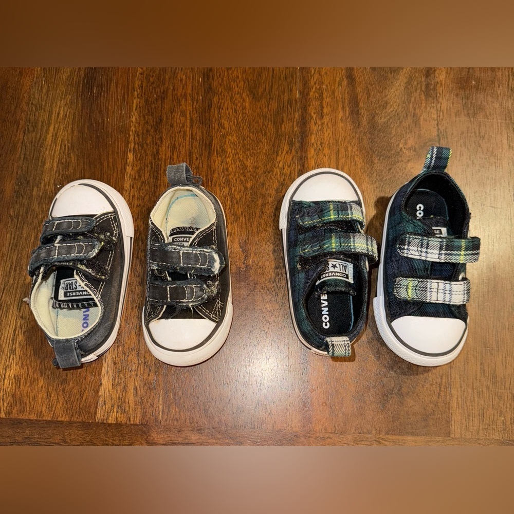 Converse Toddler Shoe Bundle (2 pairs) size 5
